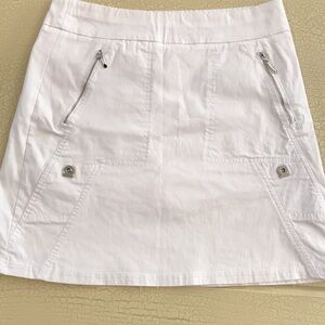 White Skort Size 8 EC from a SFPF home.